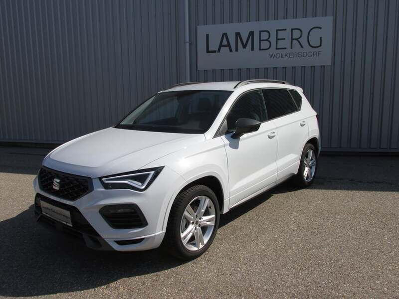 Weiss metallic Gebraucht 2024 Seat Ateca FR SUV | € 29.990 (Guter Preis) - Bild 1/4