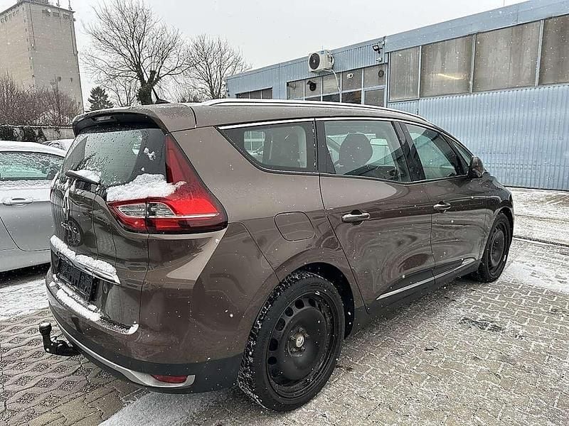 Gebraucht Renault Grand Scénic Intens 131 PS (96 kW) 2018 Braun Van / Kleinbus