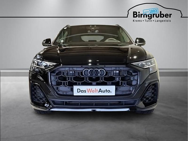 Neu Audi Q8 340 PS (250 kW) 2026 Schwarz  metallicperleffektno SUV