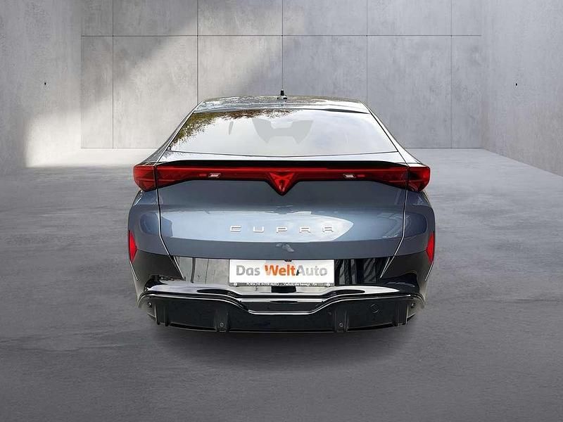 Neu Cupra Tavascan 210 kW (286 PS) 2025 Mittelblau  normal SUV