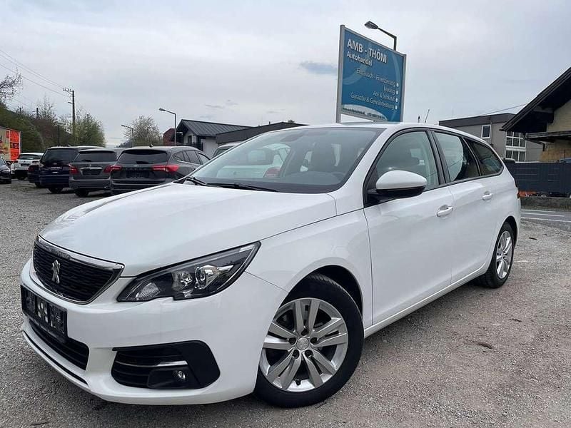 Weiß Gebraucht 2021 Peugeot 308 SW Active Kombi | € 11.700 - Bild 1/4
