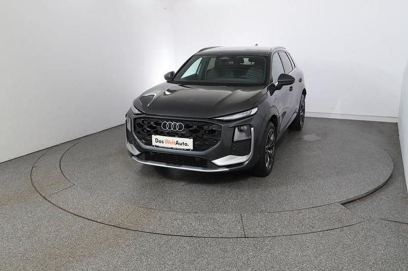 Neu Audi Q3 272 PS (200 kW) 2026 Mittelgrau  metallicperleffekt SUV