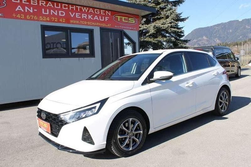 Gebraucht Hyundai i20 Trend 99 PS (72 kW) 2023 Weiß Kleinwagen
