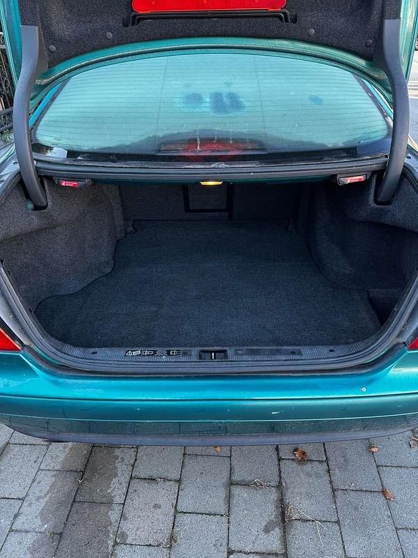 Gebraucht Mercedes CLK230 193 PS (141 kW) 1998 Grün Coupé