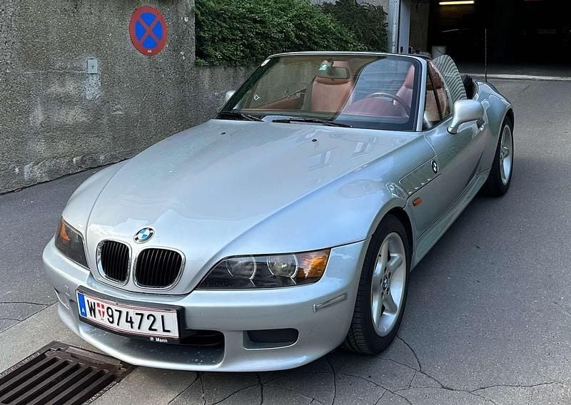 Silber Gebraucht 1998 BMW Z3 Cabrio | € 17.900 (Teuer) - Bild 1/4