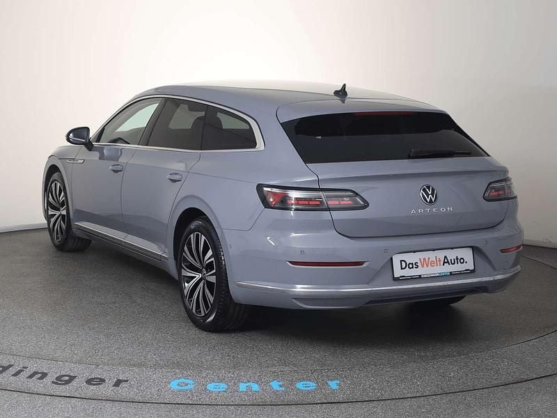 Gebraucht VW Arteon Elegance 150 PS (110 kW) 2022 Grau Kombi