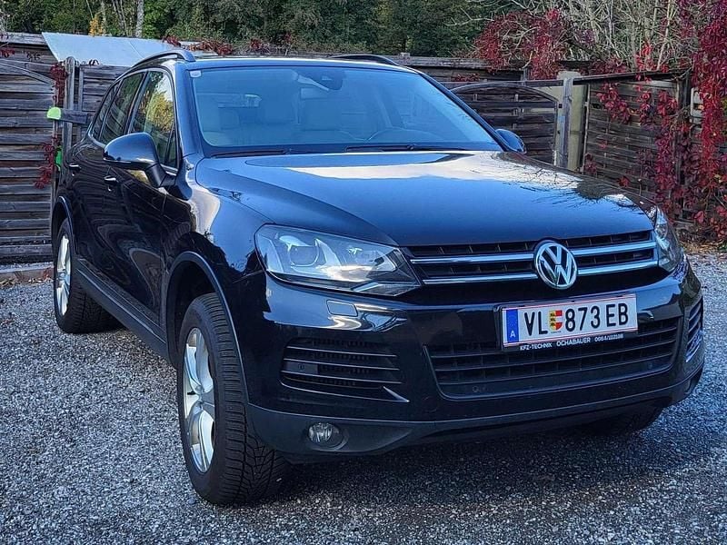 Schwarz Gebraucht 2012 VW Touareg SUV | € 14.900 - Bild 1/4