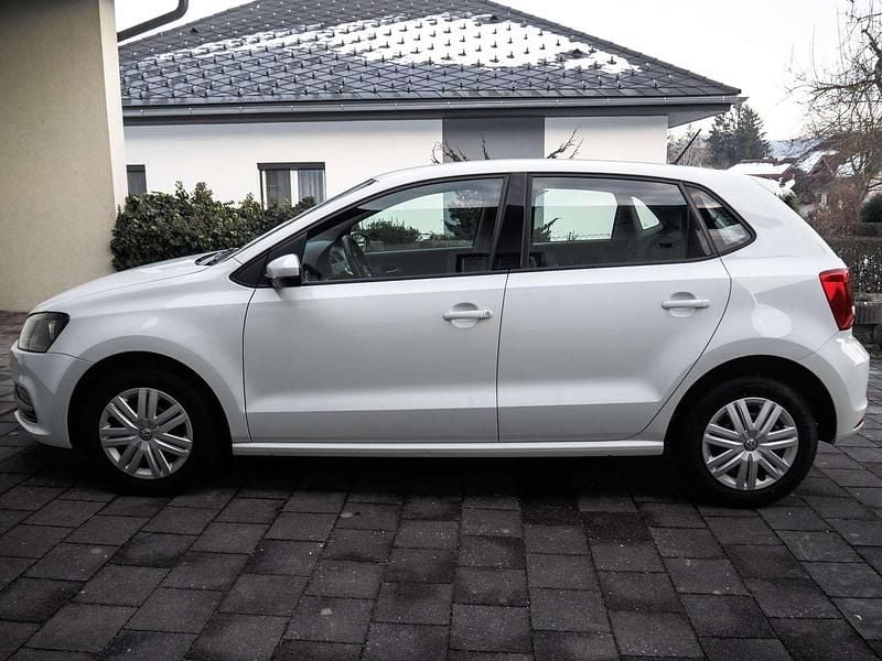 Gebraucht VW Polo 60 PS (44 kW) 2017 Weiß Limousine