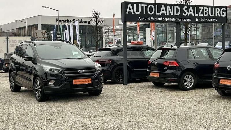 Gebraucht Ford Kuga ST-Line 150 PS (110 kW) 2017 Schwarz SUV