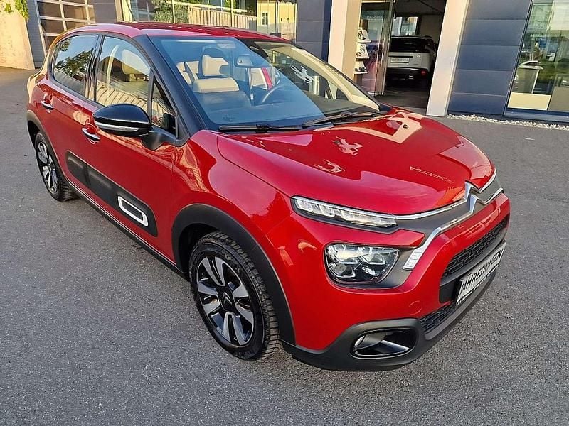 Rot Gebraucht 2024 Citroën C3 PureTech Kleinwagen | € 17.990 (Teuer) - Bild 1/4