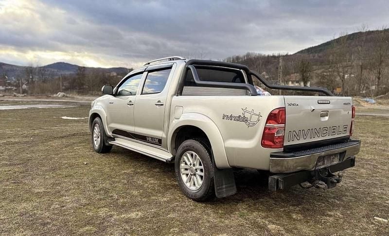 Gebraucht Toyota HiLux Comfort 171 PS (125 kW) 2015 Abholung