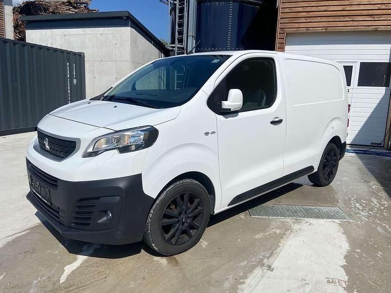 Weiß Gebraucht 2017 Peugeot Expert Van | € 9.990 - Bild 1/4