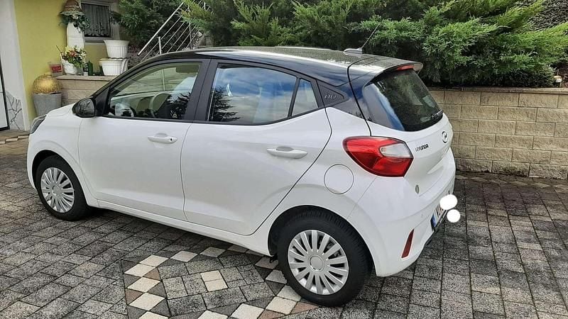 Weiß Gebraucht 2023 Hyundai i10 Kleinwagen | € 17.490 (Guter Preis) - Bild 1/4