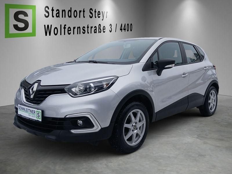 Grau Gebraucht 2018 Renault Captur Life SUV | € 10.490 (Fairer Preis) - Bild 1/4