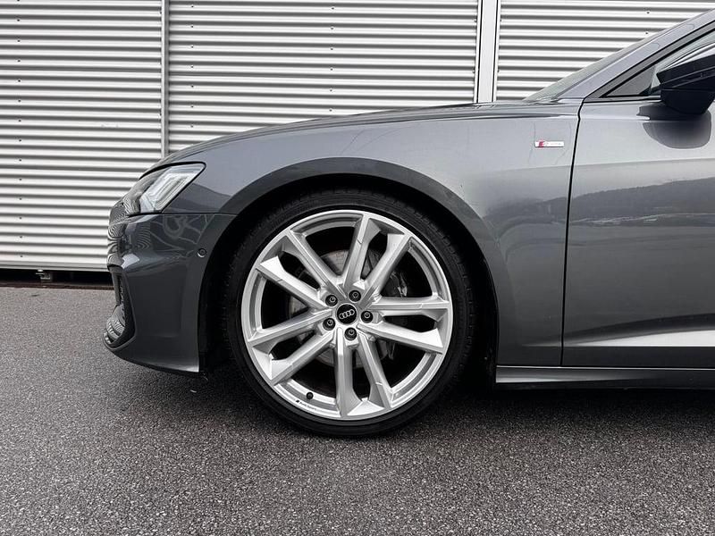 Gebraucht Audi A6 Sport 286 PS (210 kW) 2023 Grau Kombi