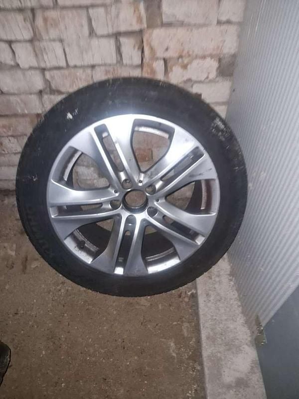 Gebraucht Mercedes E200 Elegance 136 PS (100 kW) 2013 Limousine