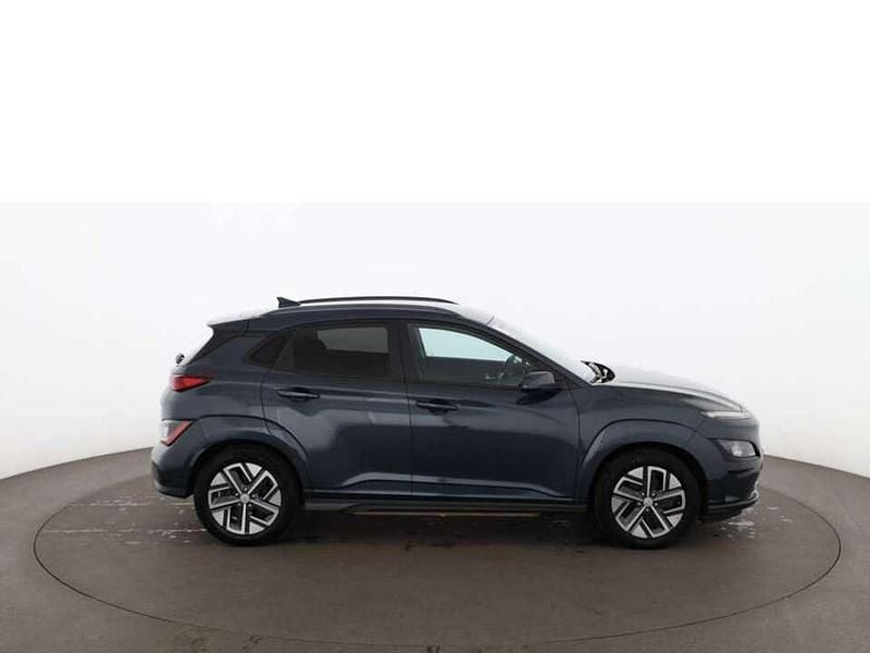 Gebraucht Hyundai Kona Edition 30+ 100 kW (136 PS) 2021 Blau SUV