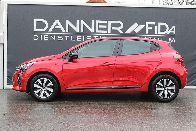 Gebraucht Mitsubishi Colt Invite 67 PS (49 kW) 2024 Rot Limousine