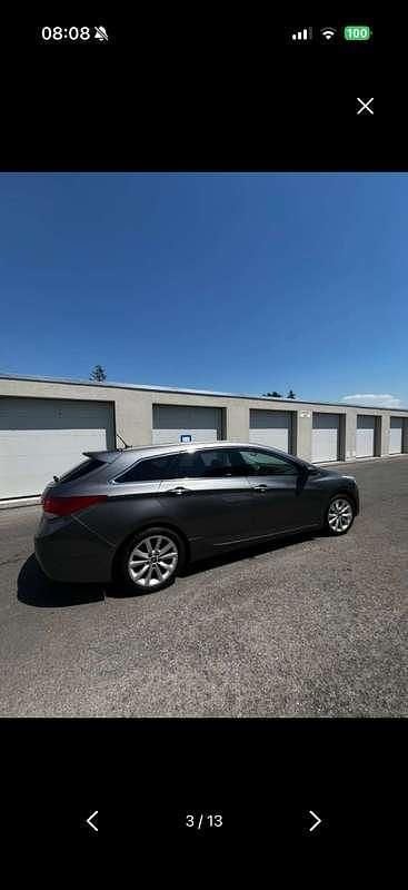 Gebraucht Hyundai i40 Premium 116 PS (85 kW) 2011 Kombi