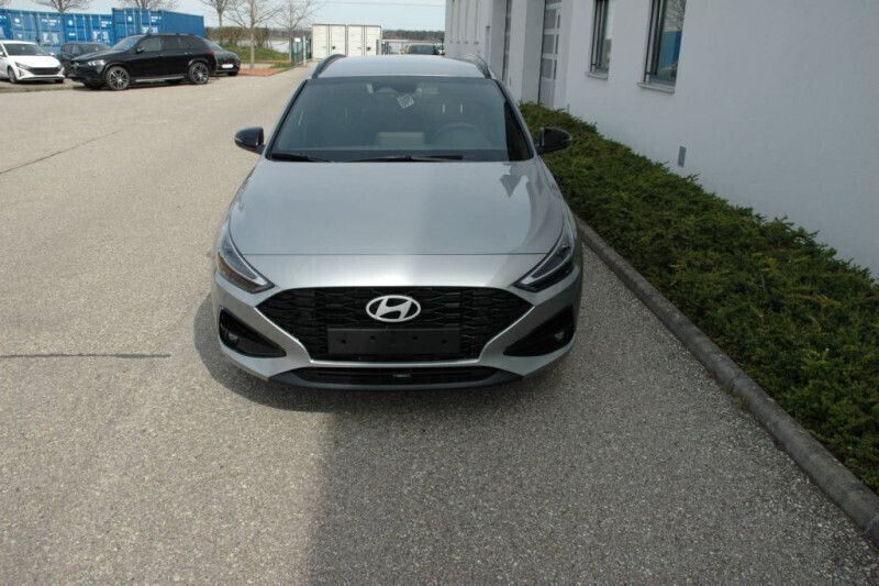 Shimmering silver Gebraucht 2025 Hyundai i30 GO! Kombi | € 26.430 (Fairer Preis) - Bild 1/4