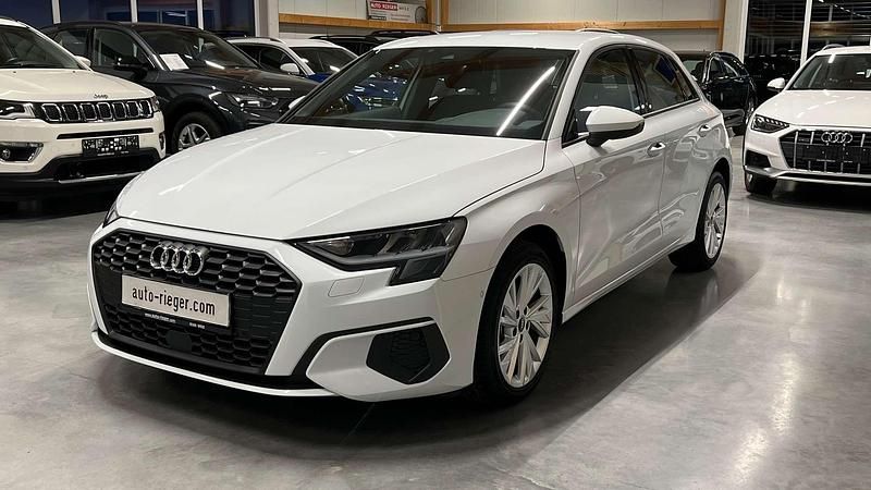Gebraucht Audi A3 116 PS (85 kW) 2024 Weiß Kleinwagen