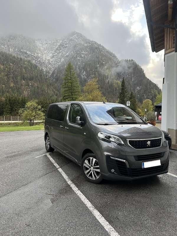 Gebraucht Peugeot Traveller Business-Line 150 PS (110 kW) 2016 Grau Van / Kleinbus