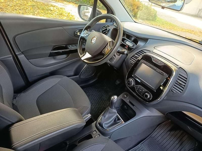 Silber Gebraucht 2016 Renault Captur SUV | € 7.950 (Guter Preis) - Bild 1/4