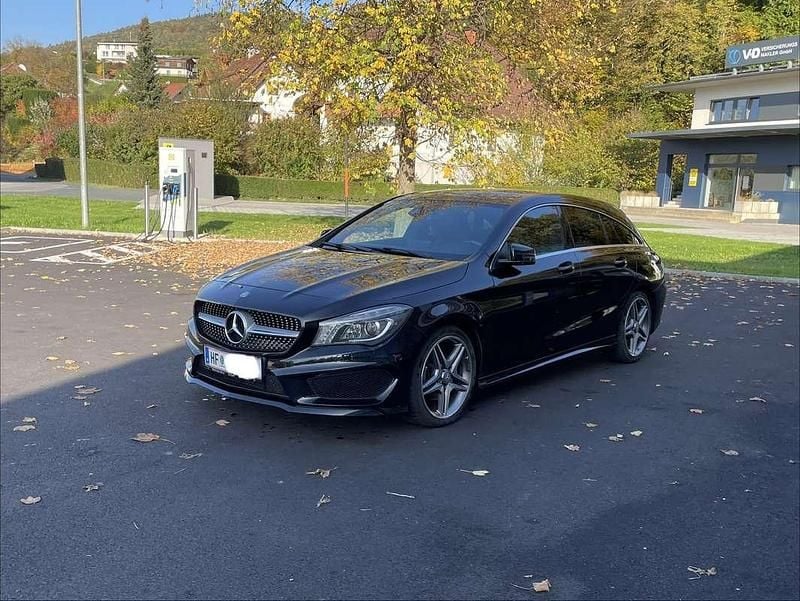 Gebraucht Mercedes CLA200 Shooting Brake AMG line 136 PS (100 kW) 2015 Schwarz Kombi