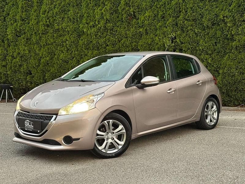 Beige Gebraucht 2012 Peugeot 208 Active Kleinwagen | € 6.990 (Etwas zu teuer) - Bild 1/4