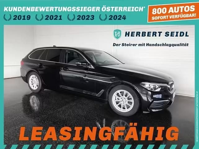 Schwarz Gebraucht 2019 BMW 520 M Performance Kombi | € 25.880 (Superpreis) - Bild 1/4