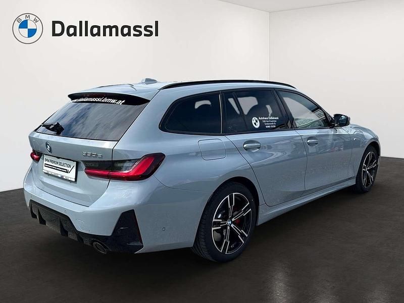 Gebraucht BMW 330e Efficient Dynamics 184 PS (135 kW) 2025 Grau Kombi