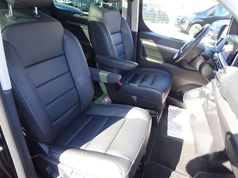 Gebraucht Citroën Spacetourer Business Class 177 PS (130 kW) 2025 Schwarz Van / Kleinbus