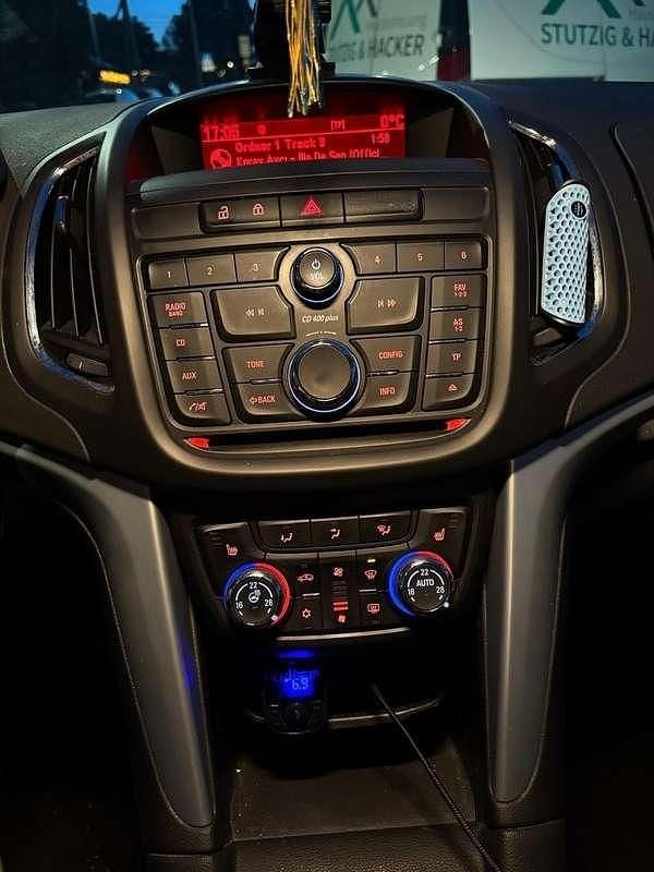 Gebraucht Opel Zafira Tourer Edition 136 PS (100 kW) 2014 Blau Van / Kleinbus