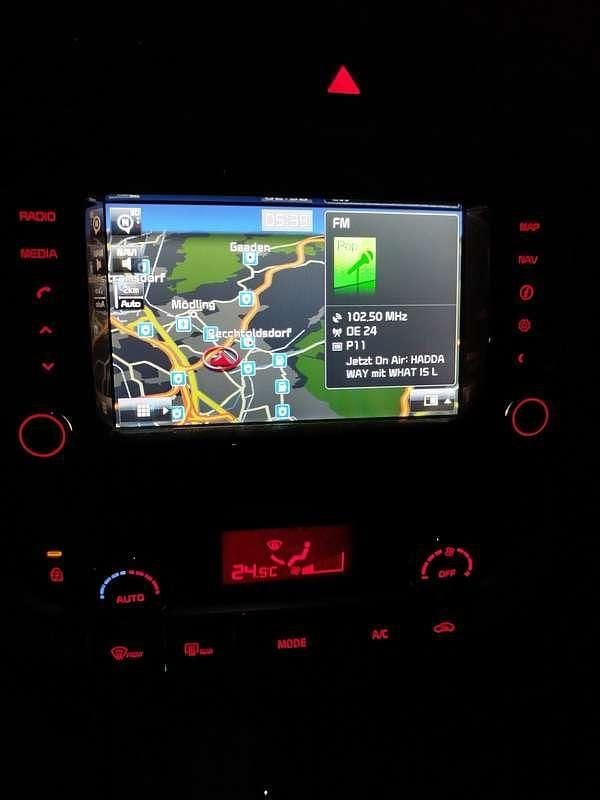 Gebraucht Kia Rio 84 PS (61 kW) 2016 Blau Kleinwagen