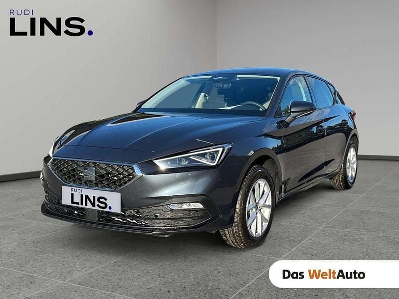 Neu Seat Leon Style 116 PS (85 kW) 2025 Grau Limousine