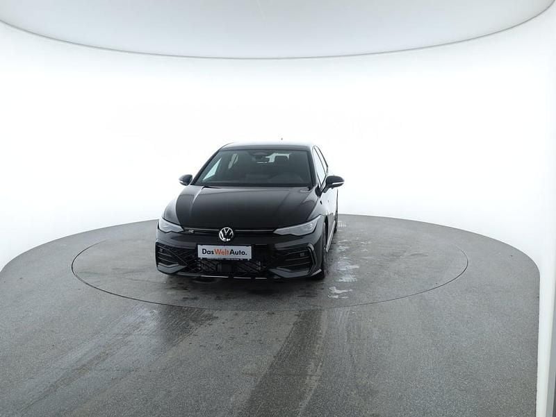 Neu VW Golf VIII Sport 115 PS (84 kW) 2026 Schwarz  metallic