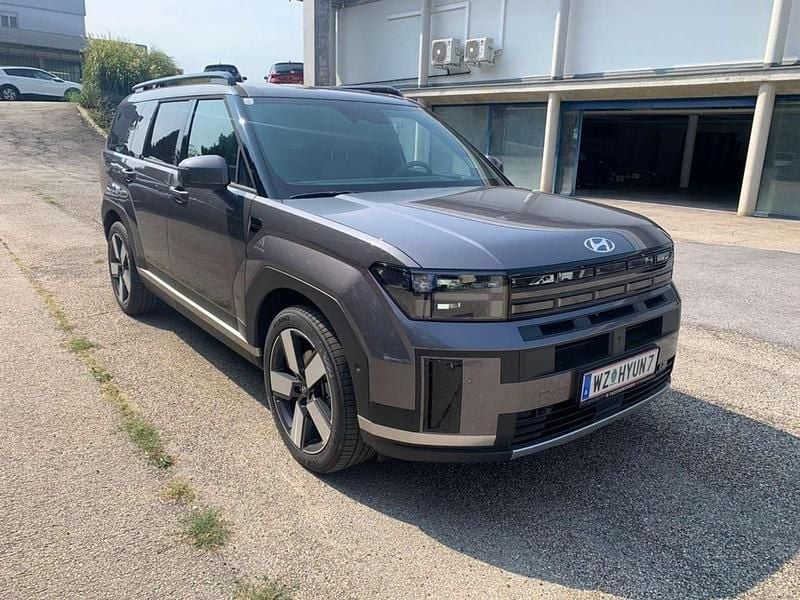 Gebraucht Hyundai Santa Fe 160 PS (117 kW) 2024 Magnetic force SUV