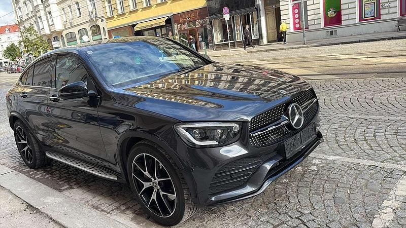 Grau Gebraucht 2020 Mercedes 200 Coupé | € 38.950 (Fairer Preis) - Bild 1/4