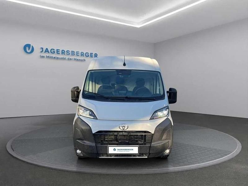 Neu Toyota Proace 140 PS (102 kW) 2025 Weiß Van / Kleinbus