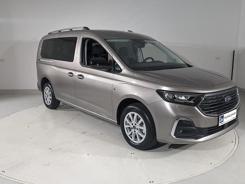 Gebraucht Ford Tourneo Titanium 90 PS (66 kW) 2024 Silber Kombi