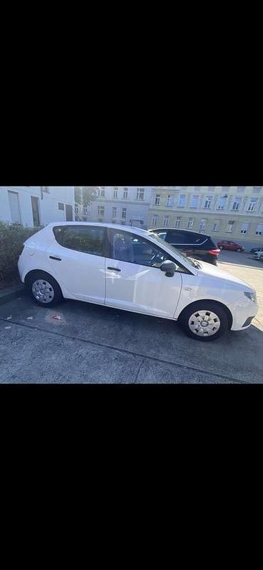 Gebraucht Seat Ibiza 69 PS (50 kW) 2011 Weiß Kleinwagen