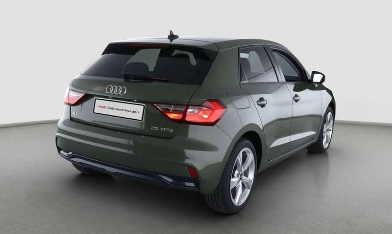 Gebraucht Audi A1 Advanced 95 PS (69 kW) 2025 Grün Kleinwagen