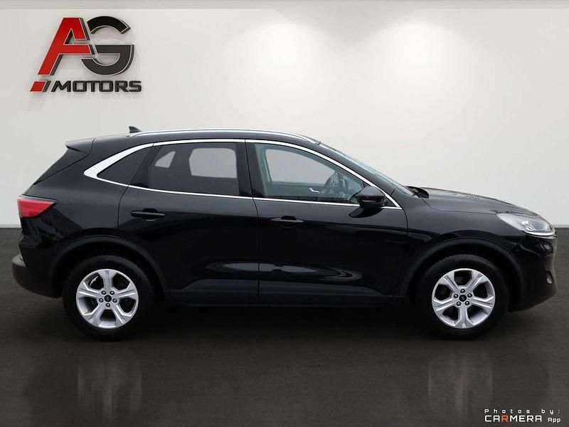 Gebraucht Ford Kuga Titanium 150 PS (110 kW) 2020 Schwarz SUV