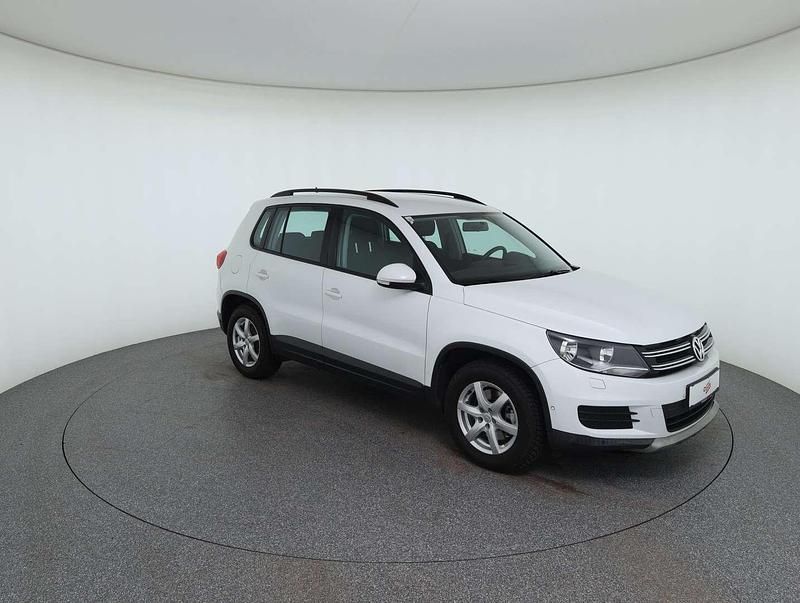 Gebraucht VW Tiguan 125 PS (91 kW) 2015 Weiß SUV