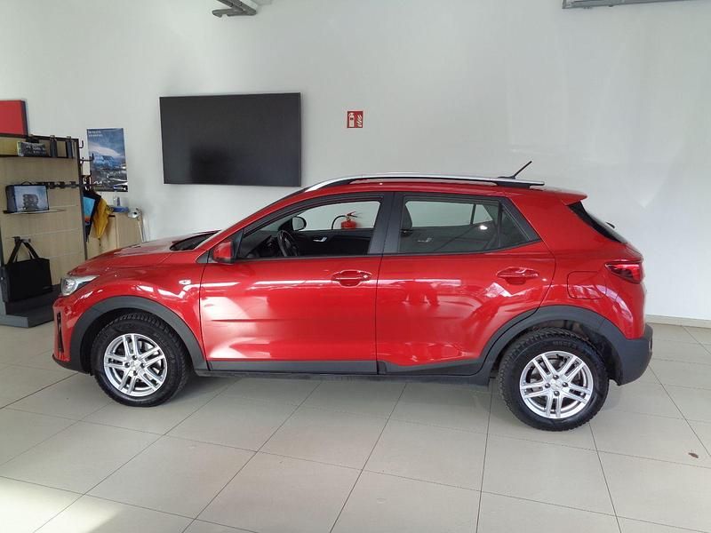 Gebraucht Kia Stonic 101 PS (74 kW) 2021 Signalrot met. SUV