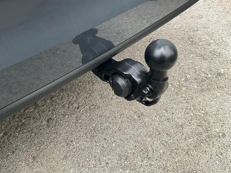 Neu VW Golf VIII Business 116 PS (85 kW) 2025 Weiß Kombi