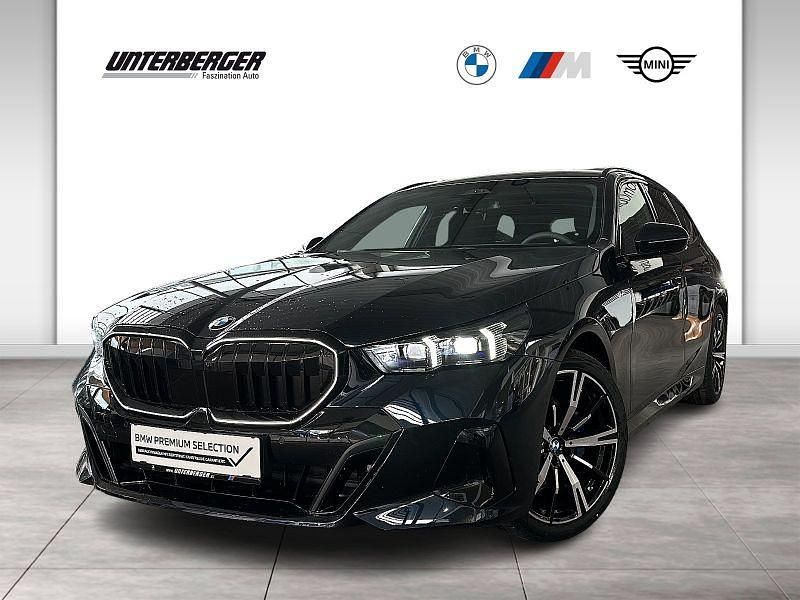 Gebraucht BMW 520 M Sport 197 PS (144 kW) 2025 Schwarz Kombi