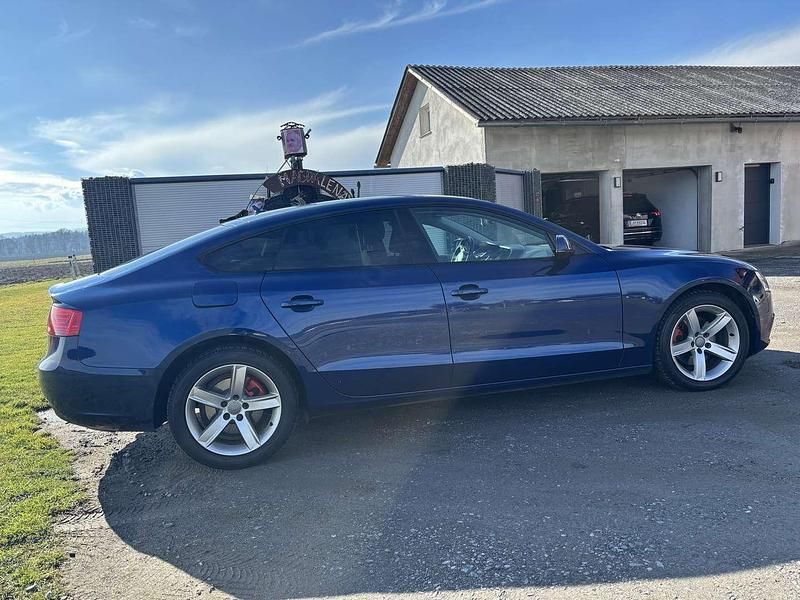 Gebraucht Audi A5 Sportback 150 PS (110 kW) 2014 Blau Kleinwagen