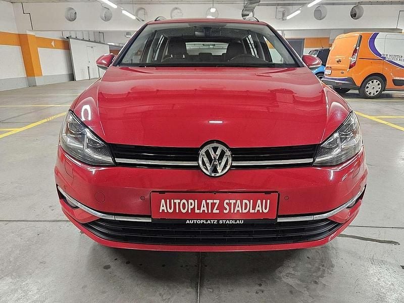 Gebraucht VW Golf VII Highline 116 PS (85 kW) 2017 Rot Limousine