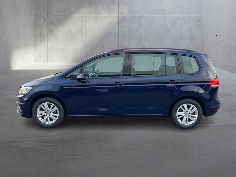 Gebraucht VW Touran Comfortline 150 PS (110 kW) 2020 Dunkelblau  metallic Van / Kleinbus